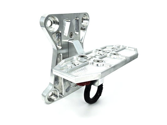Polaris Pro R Radius Rod Plate with Step and Shackle